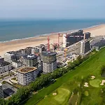 Lichtrijk 2-Slaapkamerappartement Met Zeezicht En Gratis Parking