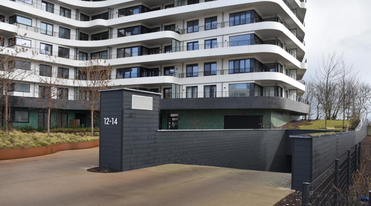 Lichtrijk 2-slaapkamerappartement Met Zeezicht En Gratis Parking *