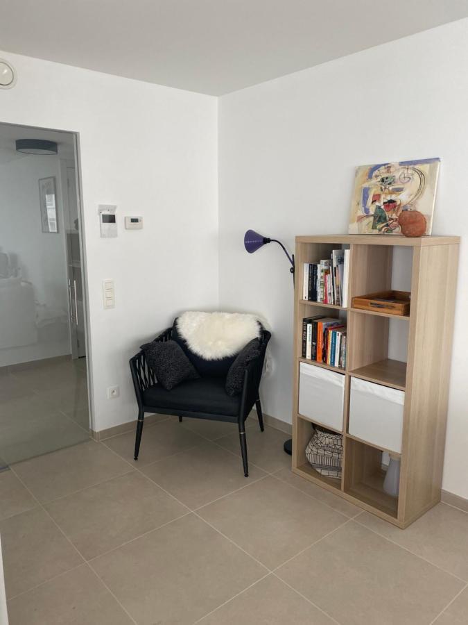 Apartment Lichtrijk 2-slaapkamerappartement Met Zeezicht En Gratis Parking