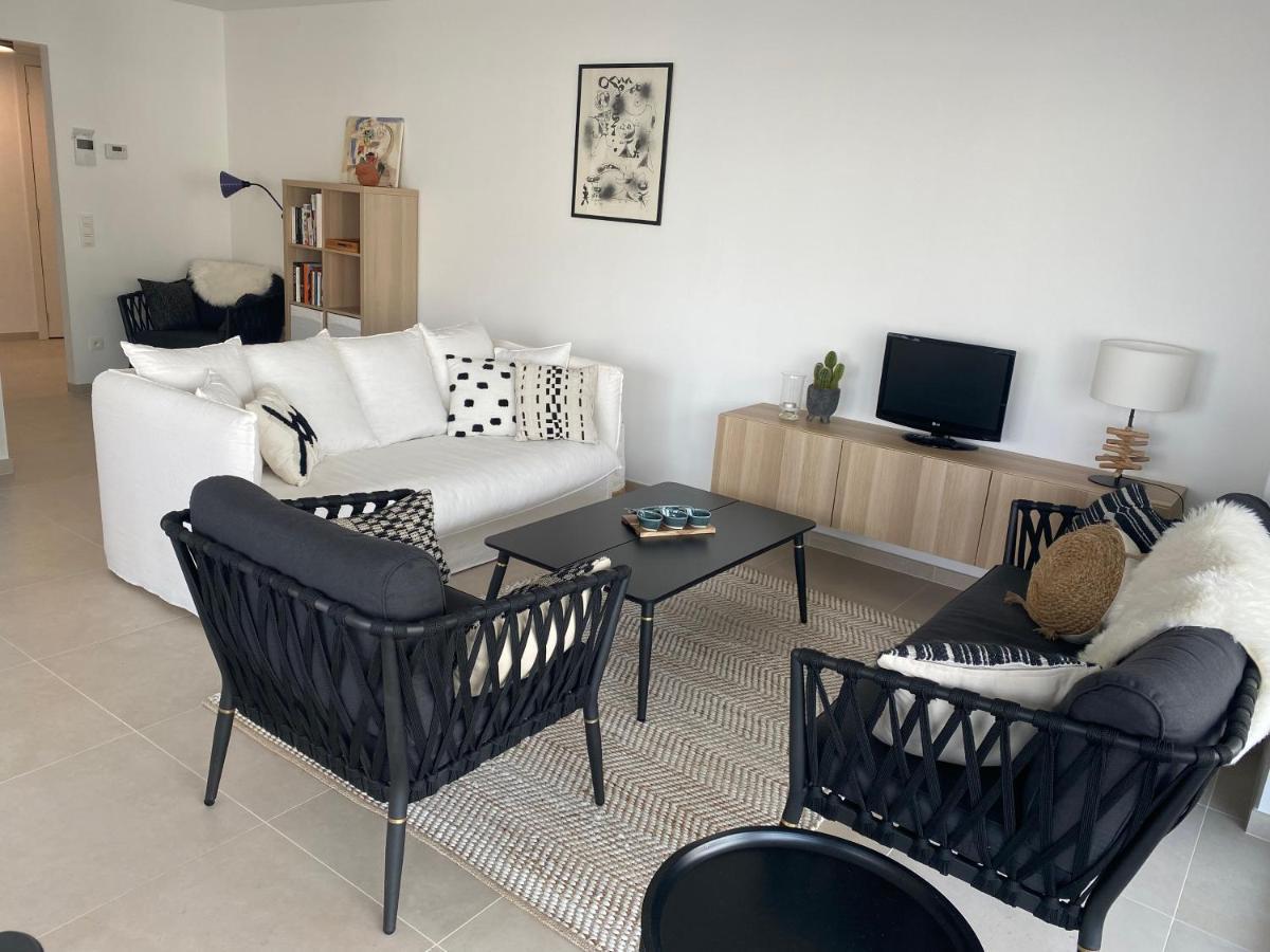 Lichtrijk 2-slaapkamerappartement Met Zeezicht En Gratis Parking Apartment Ostend